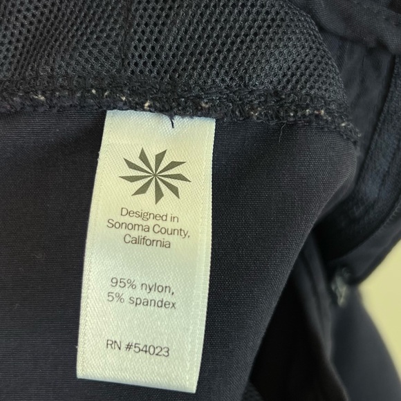 Athleta Dipper Hiking Outdoor Pants Dark Blue Size 6 Tall - Picture 9 of 9